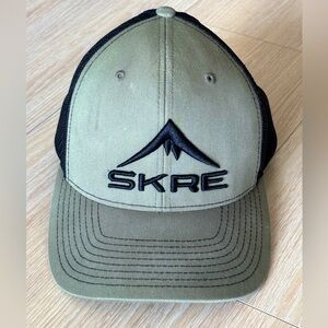 SKRE X RICHARDSON Mesh Trucker Cap, Green and Black, OS.